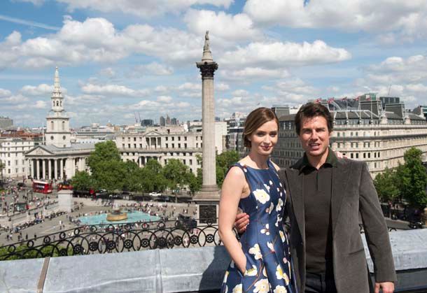 Tom Cruise and Emily Blunt 