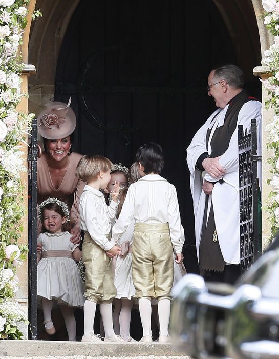 kate-middleton-princess-charlotte-prince-george-pippa-wedding