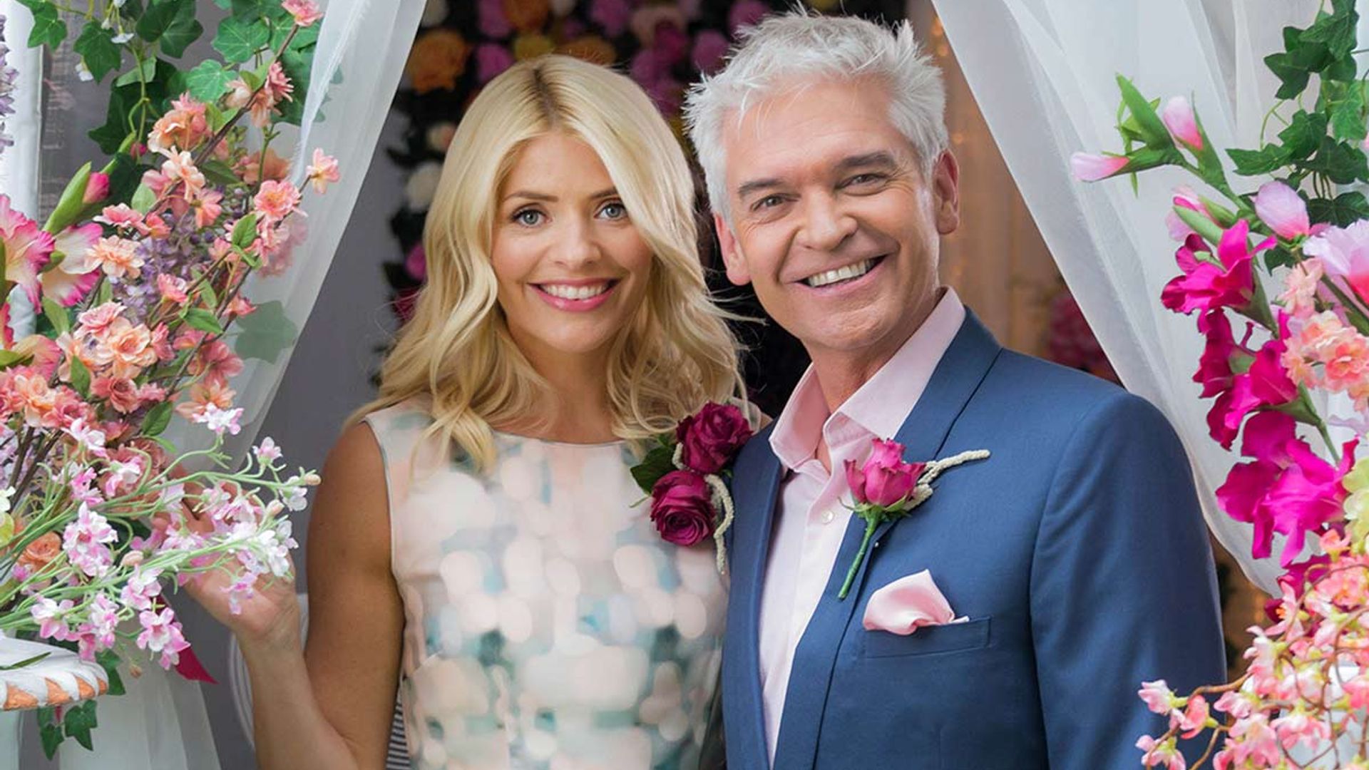 6 times Holly Willoughby gave us wedding guest style inspiration