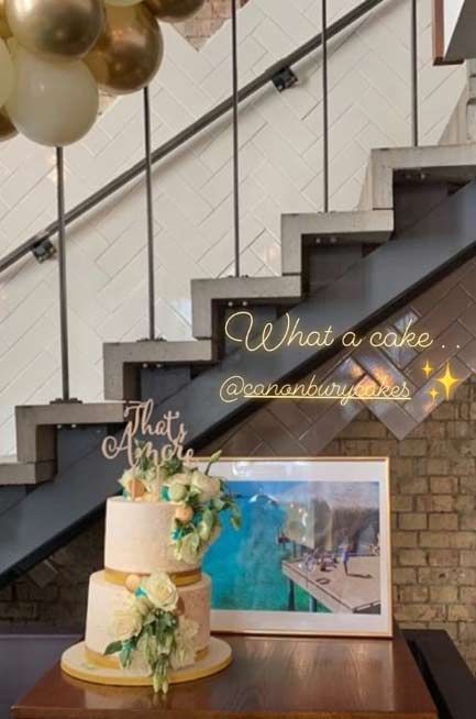 Louisa-Lytton-engagement-party-cake