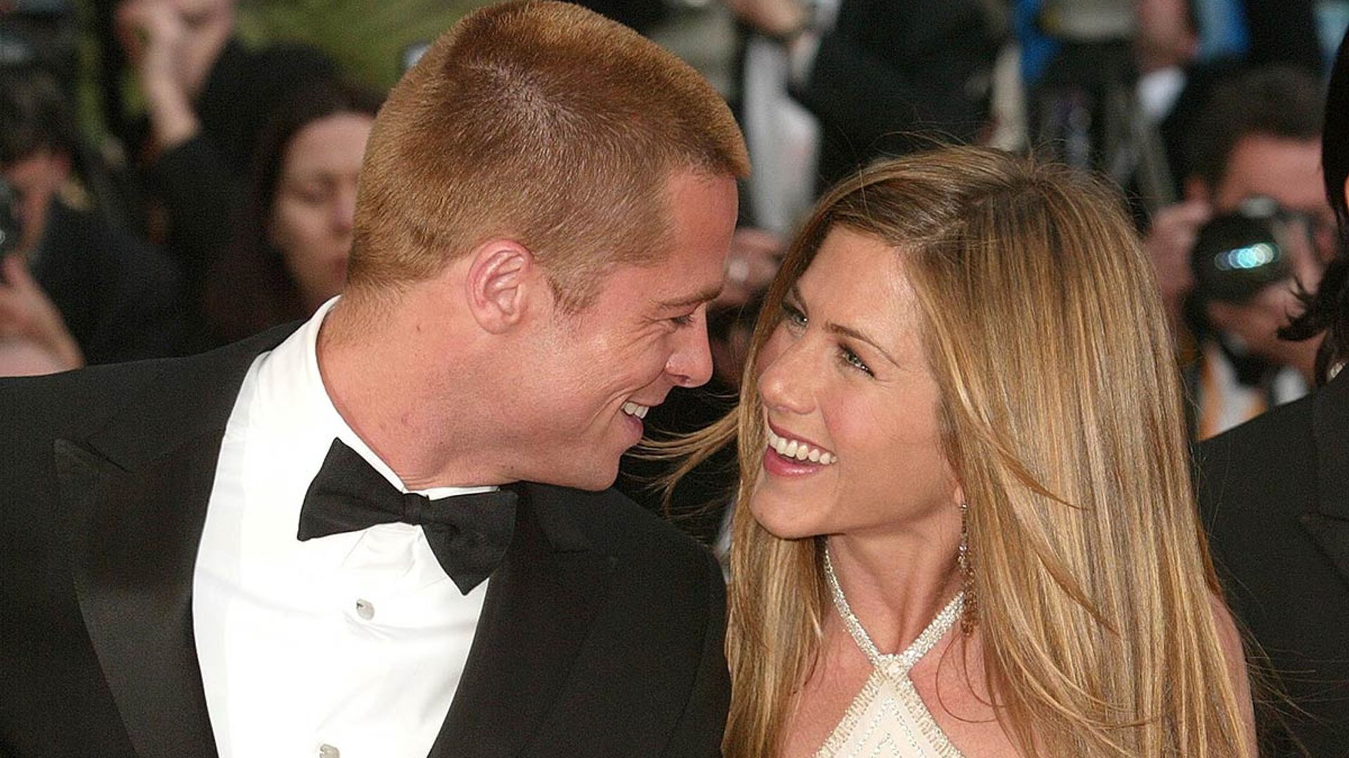 Brad Pitt and Jennifer Aniston's wedding singer addresses romance rumours
