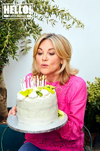 anthea turner birthday cake