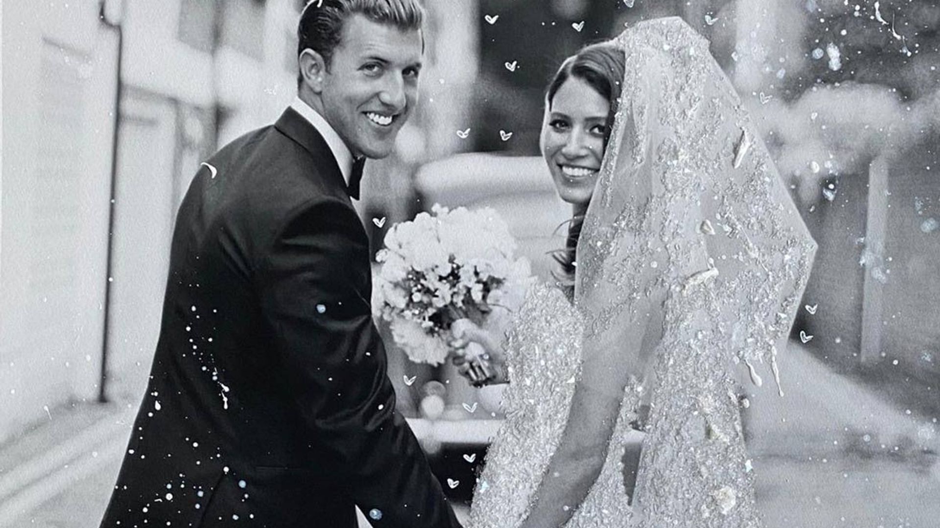 This artist can transform your wedding photos and turn them into sparkly masterpieces 