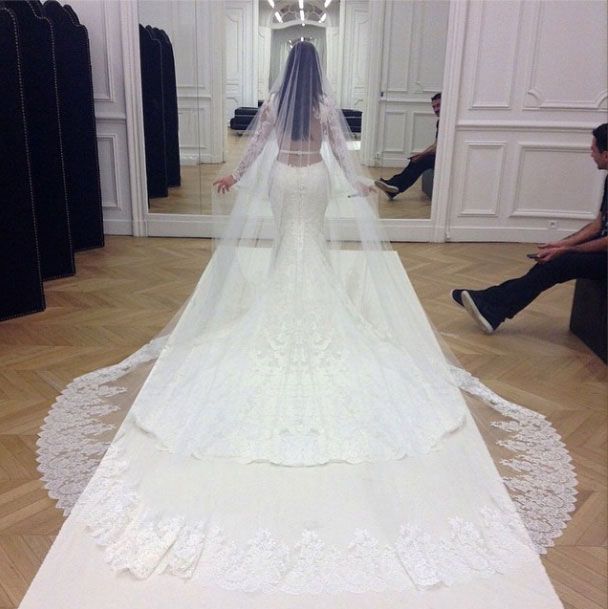 kim-kardashian-wedding-dress