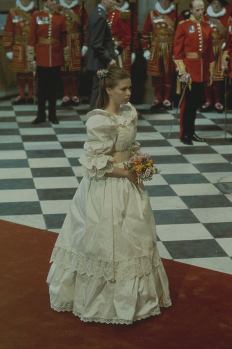 Princess Diana’s bridesmaid Lady Sarah Chatto looks stunning in unearthed wedding photo