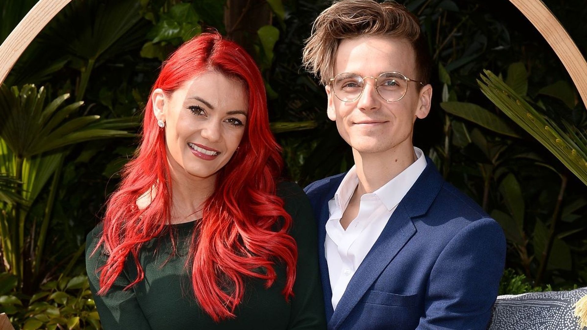 Dianne Buswell melts hearts with wedding photo