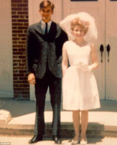 Dolly Parton and Carl Dean on their wedding day