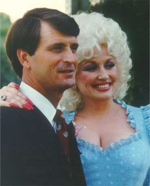 Dolly Parton and Carl Dean in the 1980s