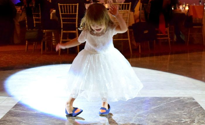 child-dancing-wedding