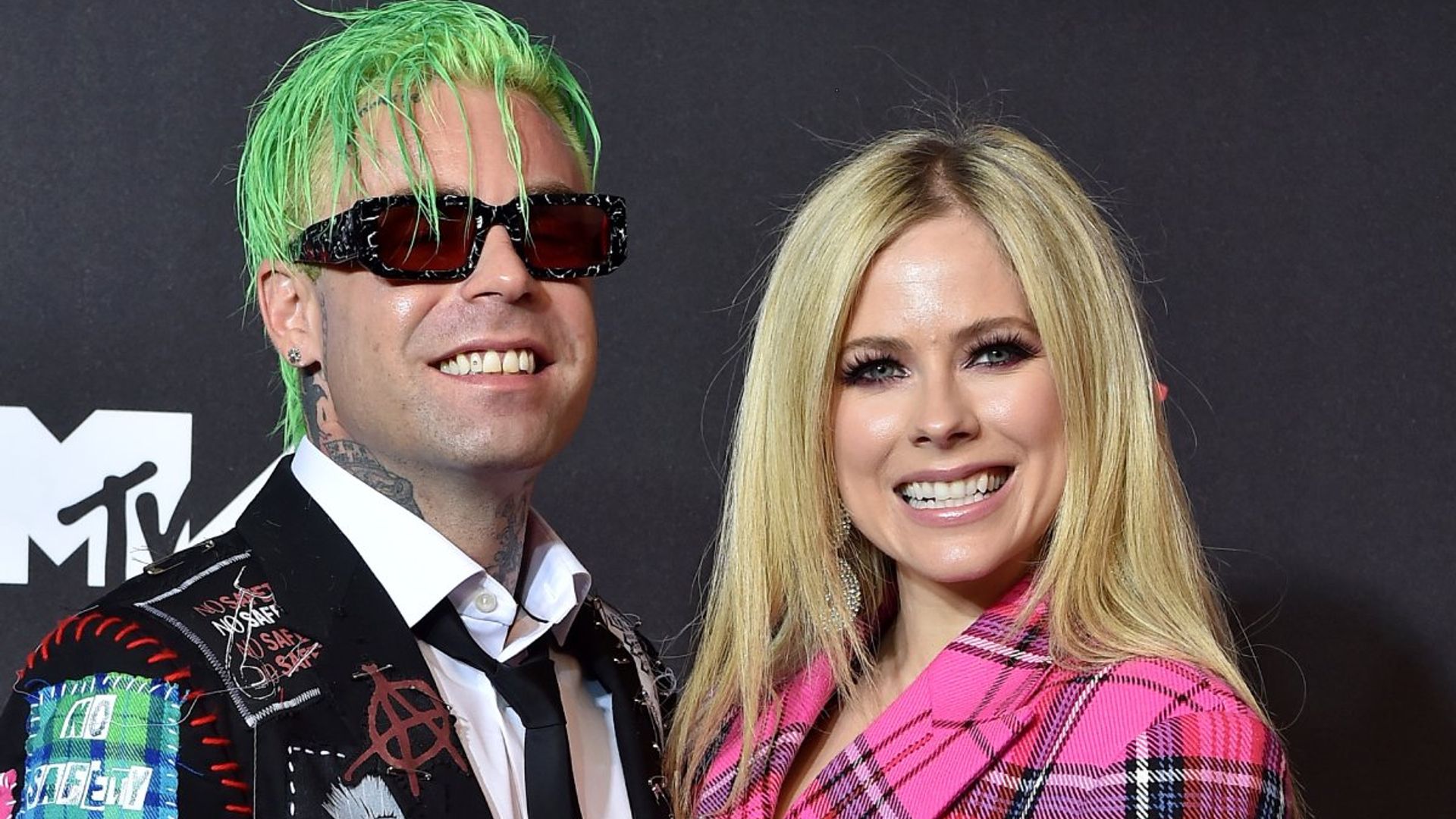 Avril Lavigne reveals engagement to boyfriend Mod Sun with romantic photographs