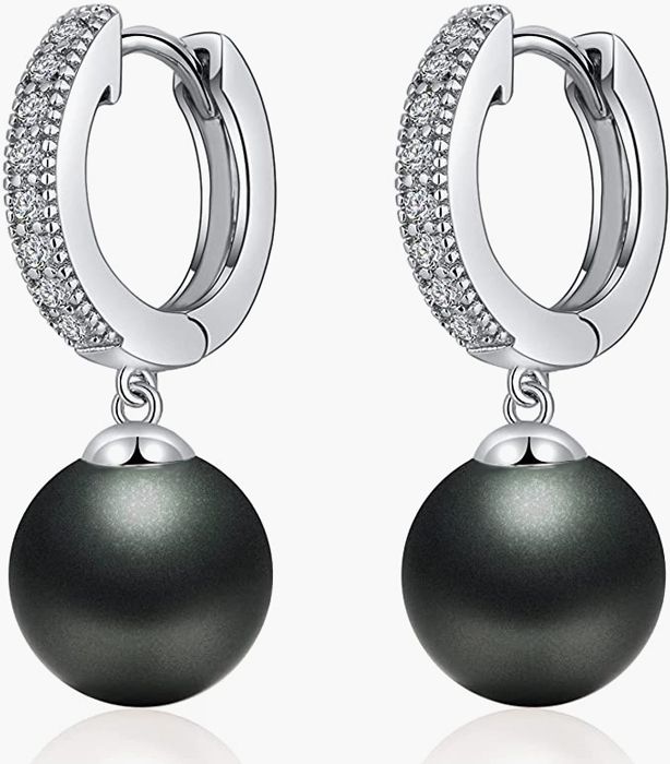 black-pearl-earrings