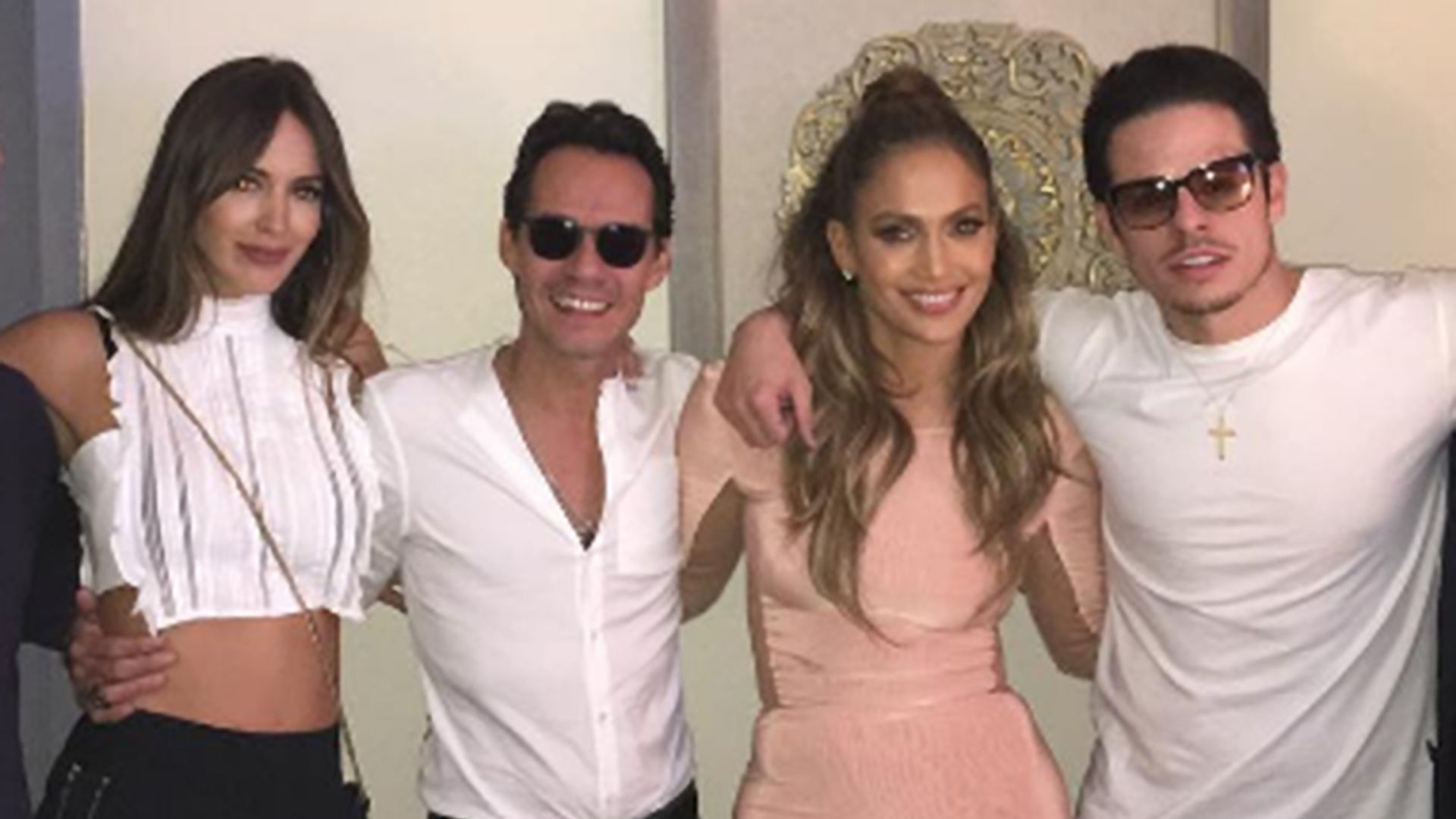 Jennifer Lopez and Marc Anthony reunite with their significant others in sweet snap