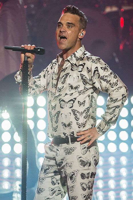 Robbie Williams reveals struggle with 'night eating' | HELLO!