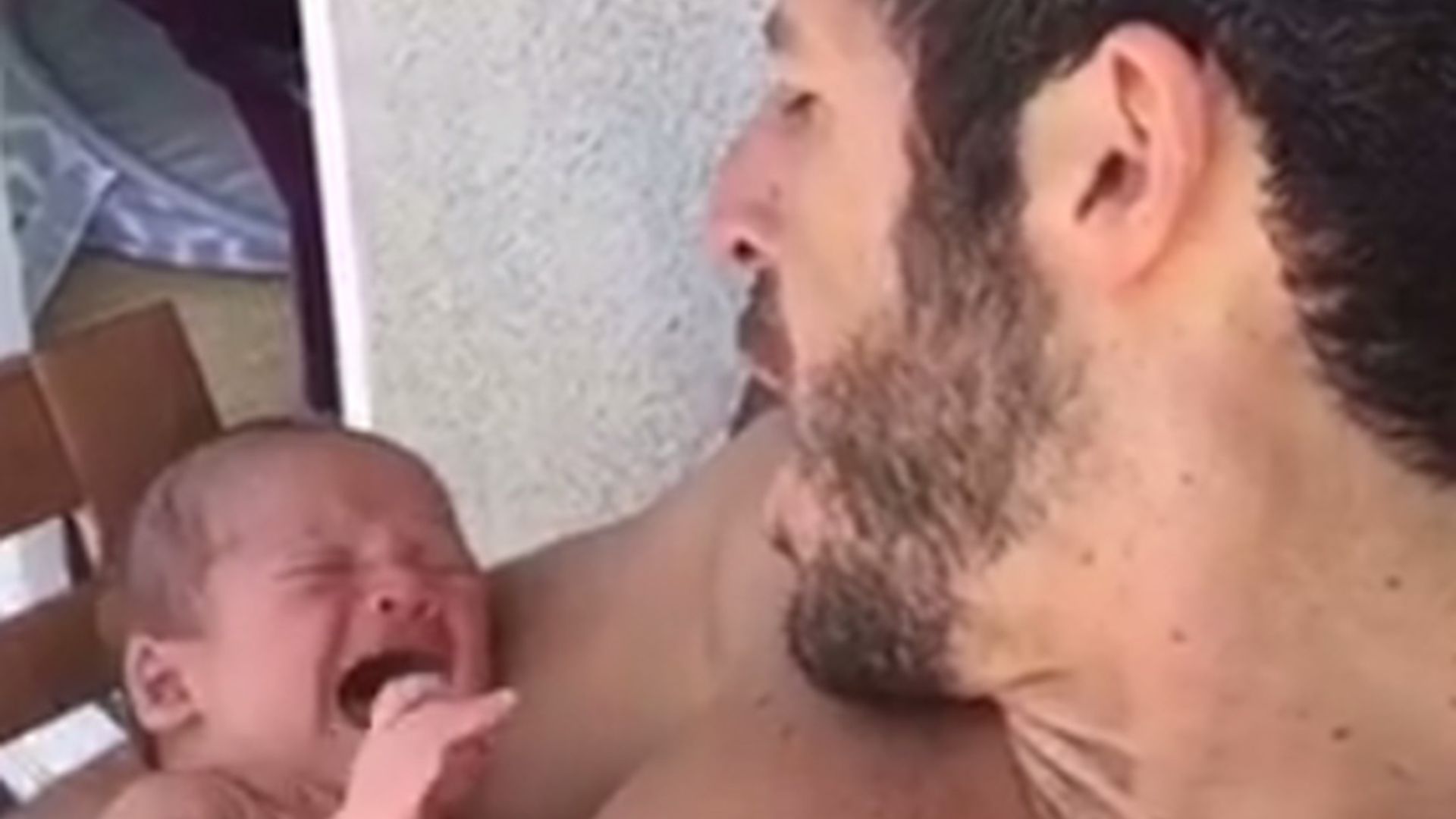 Adorable video of dad calming baby becomes Internet sensation