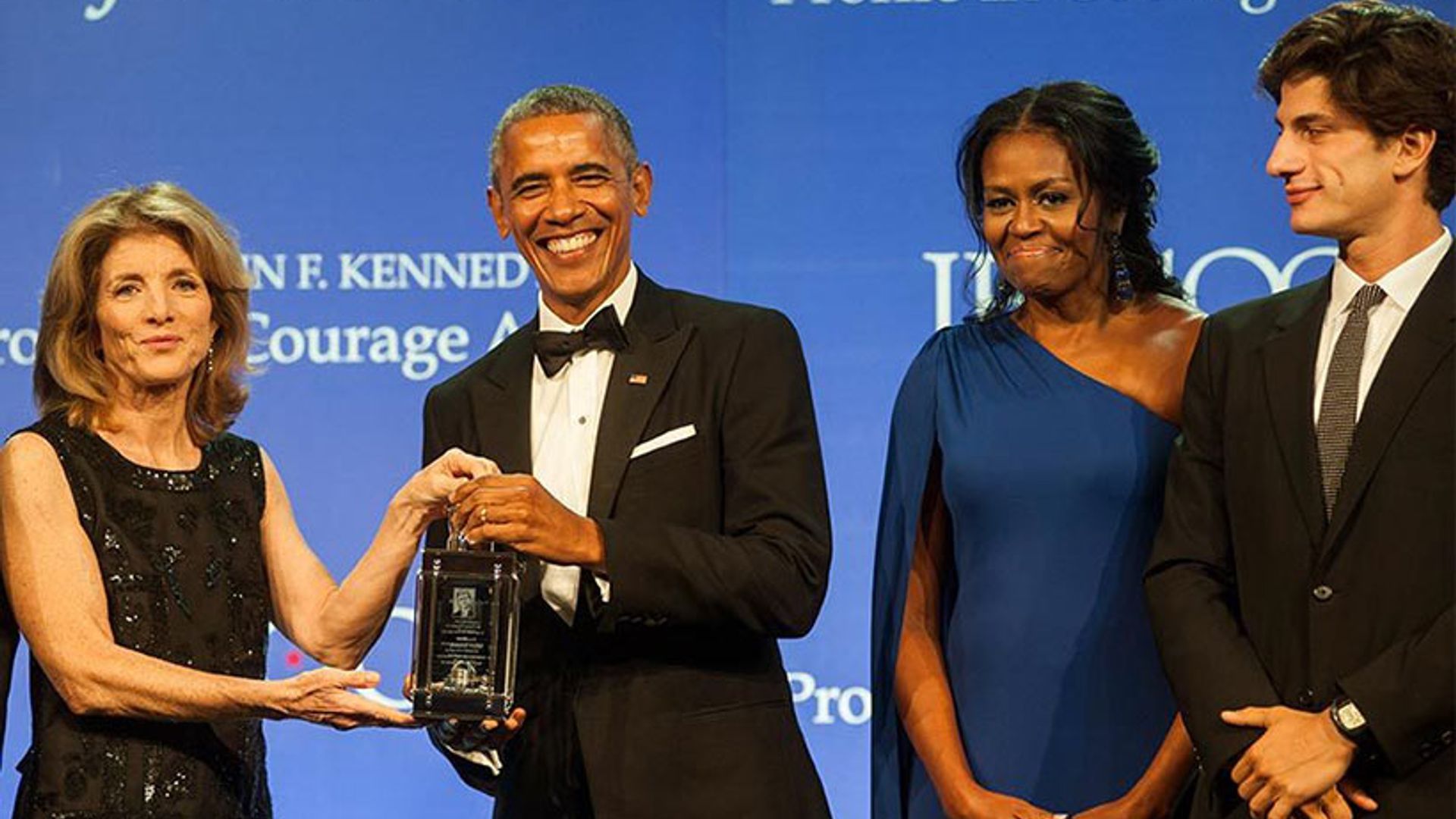 obama-award