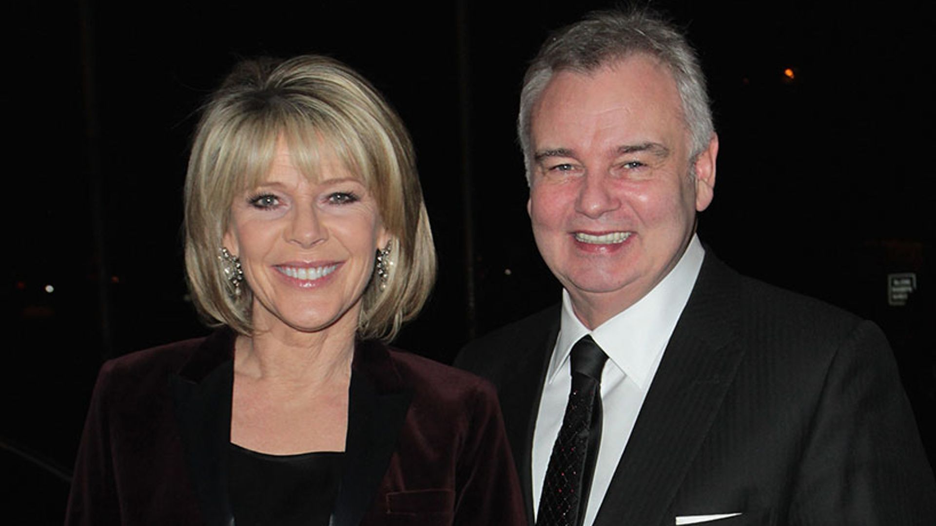 Eamonn Holmes shares romantic snap with Ruth Langsford - and it's identical to the Camerons' anniversary picture