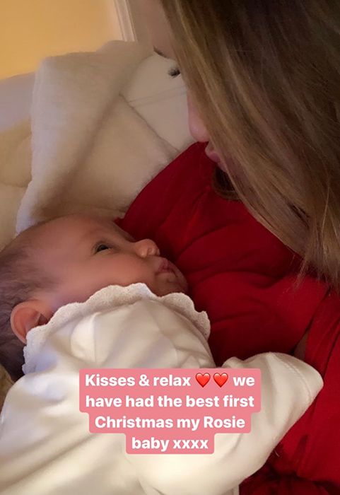 sam-faiers-baby-rosie-instagram-picture-christmas