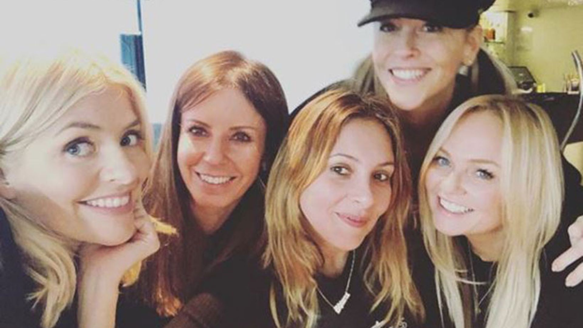 Holly Willoughby enjoys lavish lunch date with friends Emma Bunton and Nicole Appleton