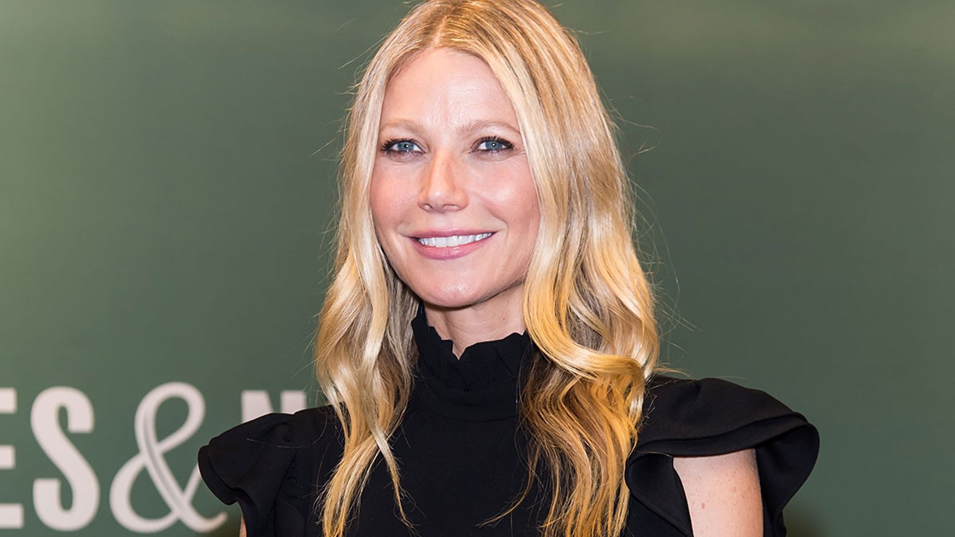 Gwyneth Paltrow shares hilarious text from daughter Apple