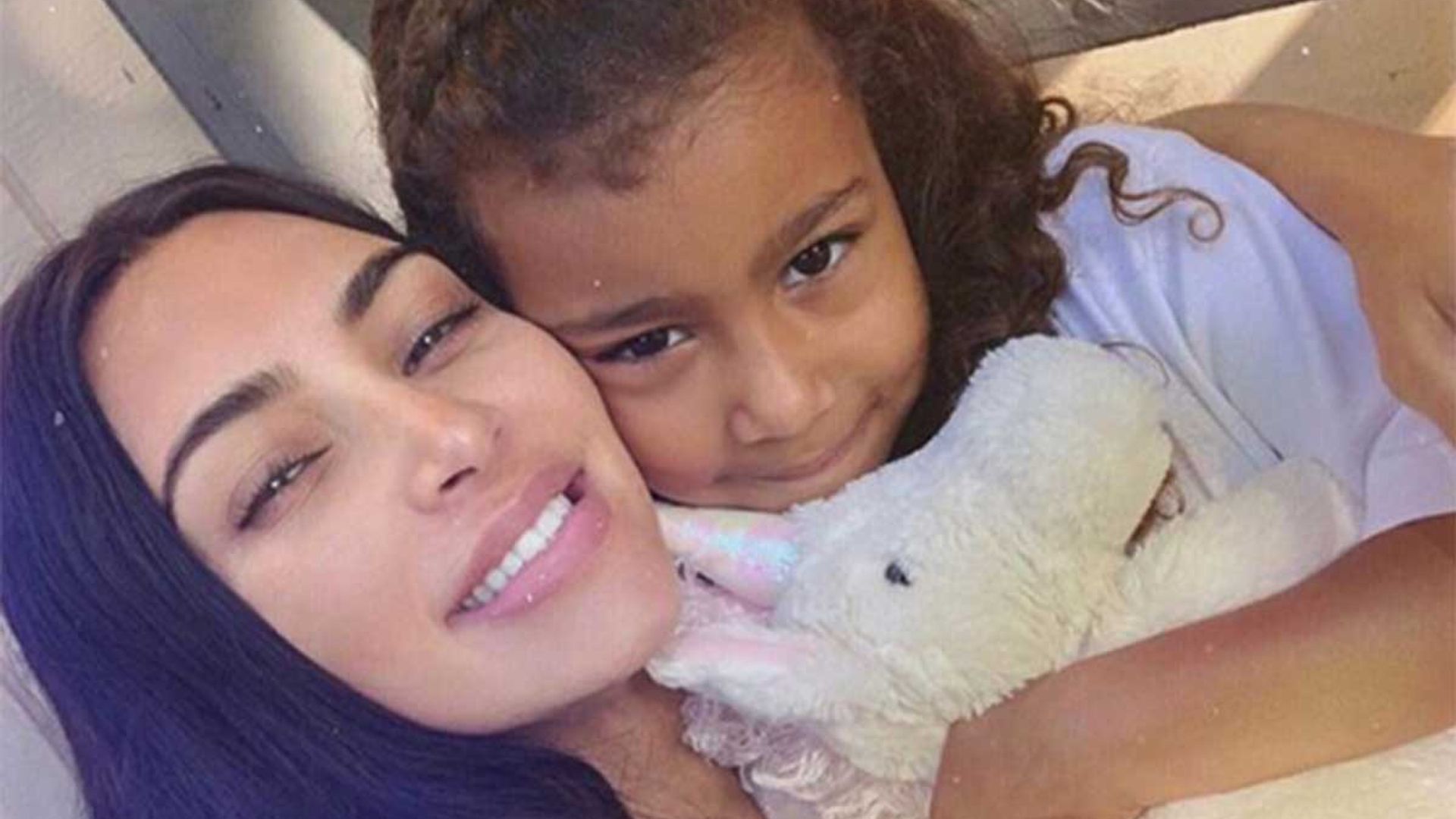 kim kardashian notepad with message from north west
