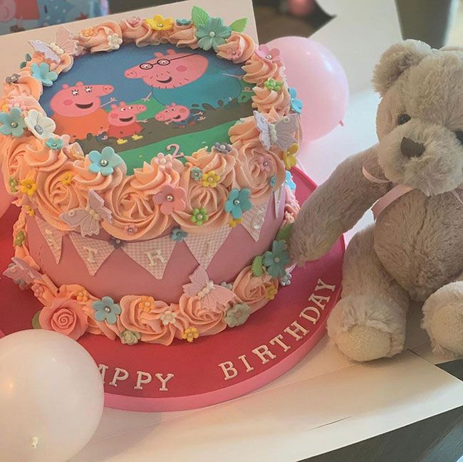 peppa-pig-birthday-cake