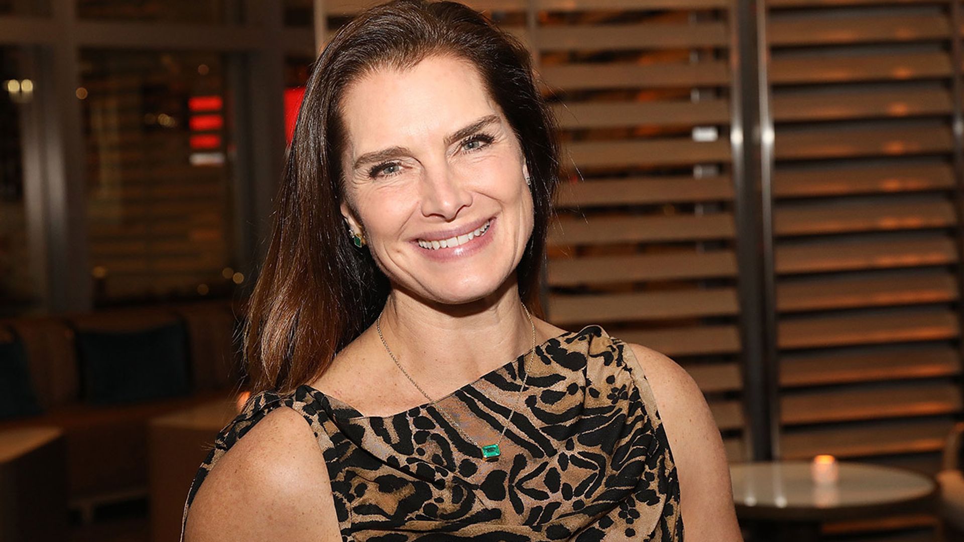 Brooke Shields Thrills Fans With Epic Selfie From The 1980s Hello 