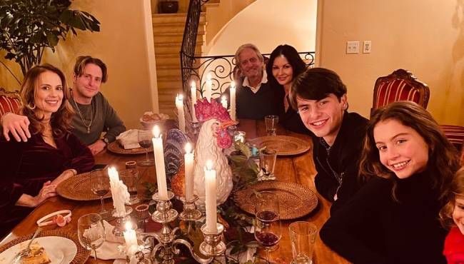 Día de Acción de Gracias de la familia Catherine Zeta-Jones