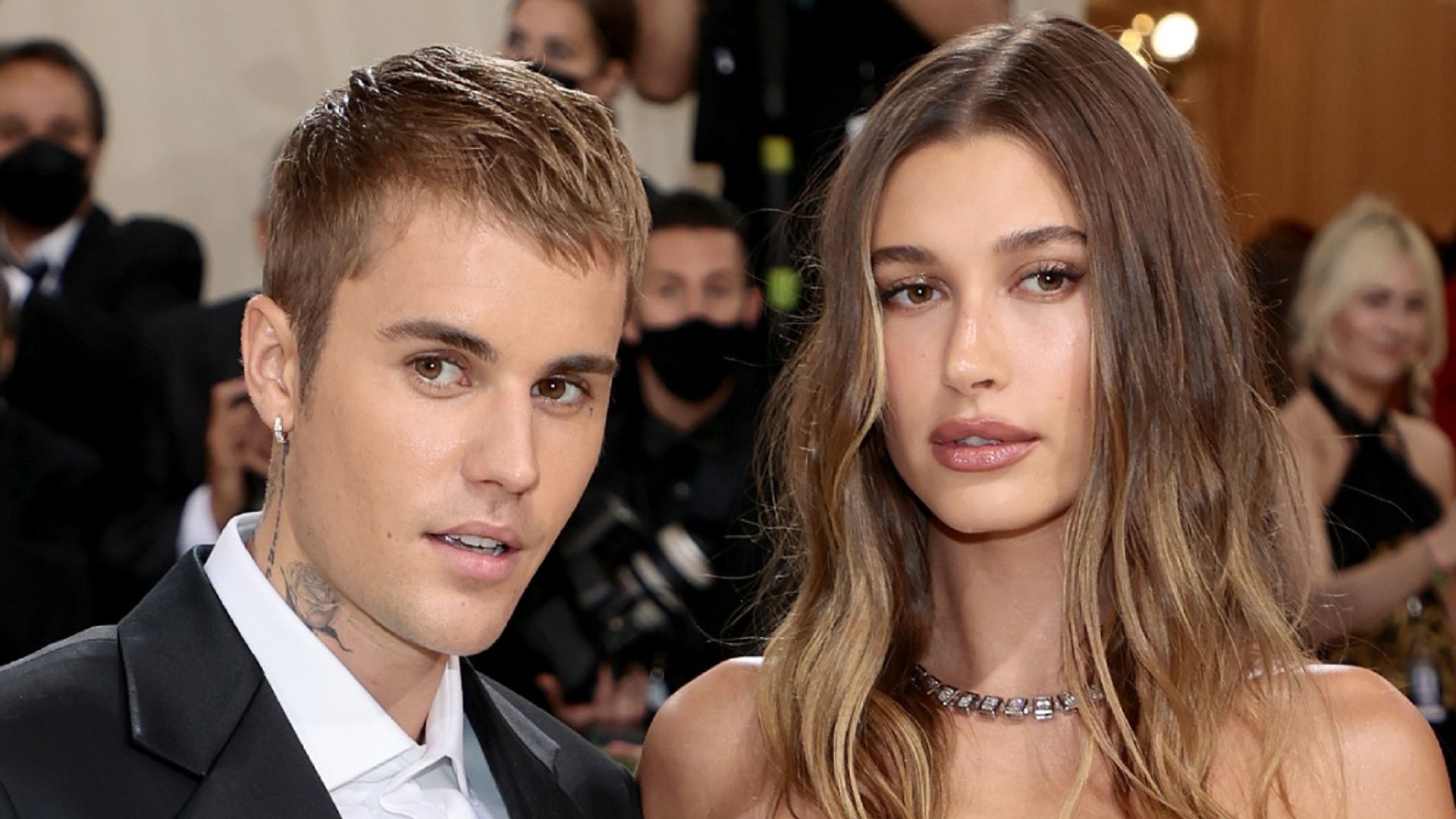Hailey and Justin Bieber celebrate special news at 2021 Met Gala