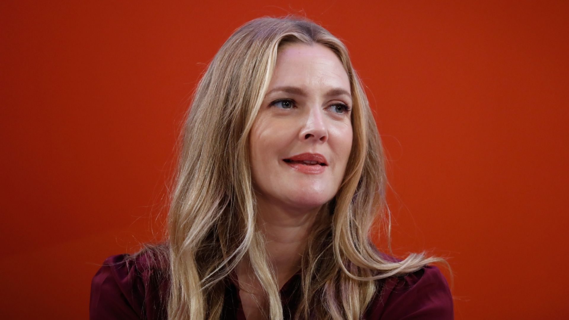 Drew Barrymore emotionally opens up about dating life as fans send love