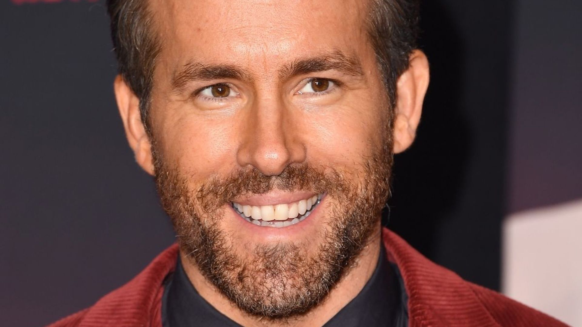 How Ryan Reynolds and the Toronto Maple Leafs helped raise $850,000 for the SickKids Foundation