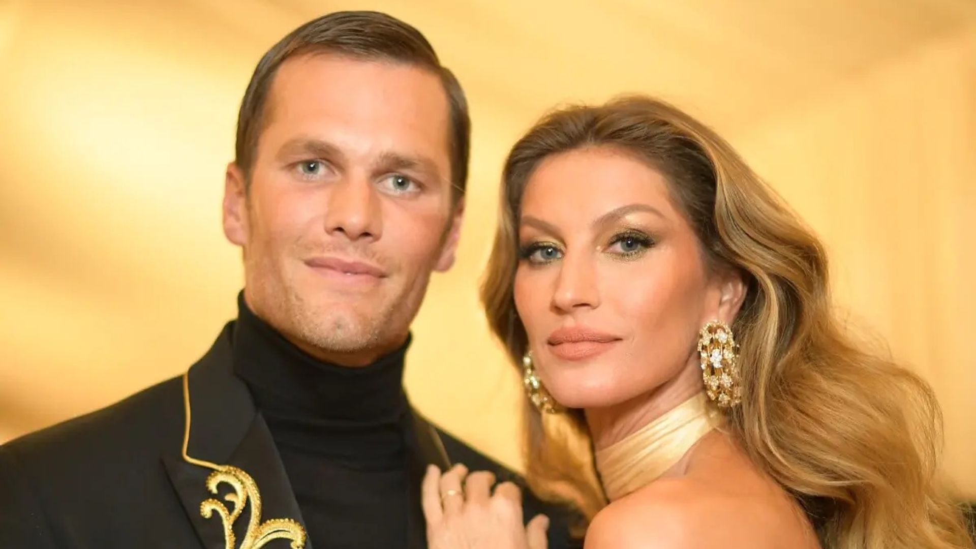 Tom Brady reacts to his wife Gisele and daughter twinning in adorable snap