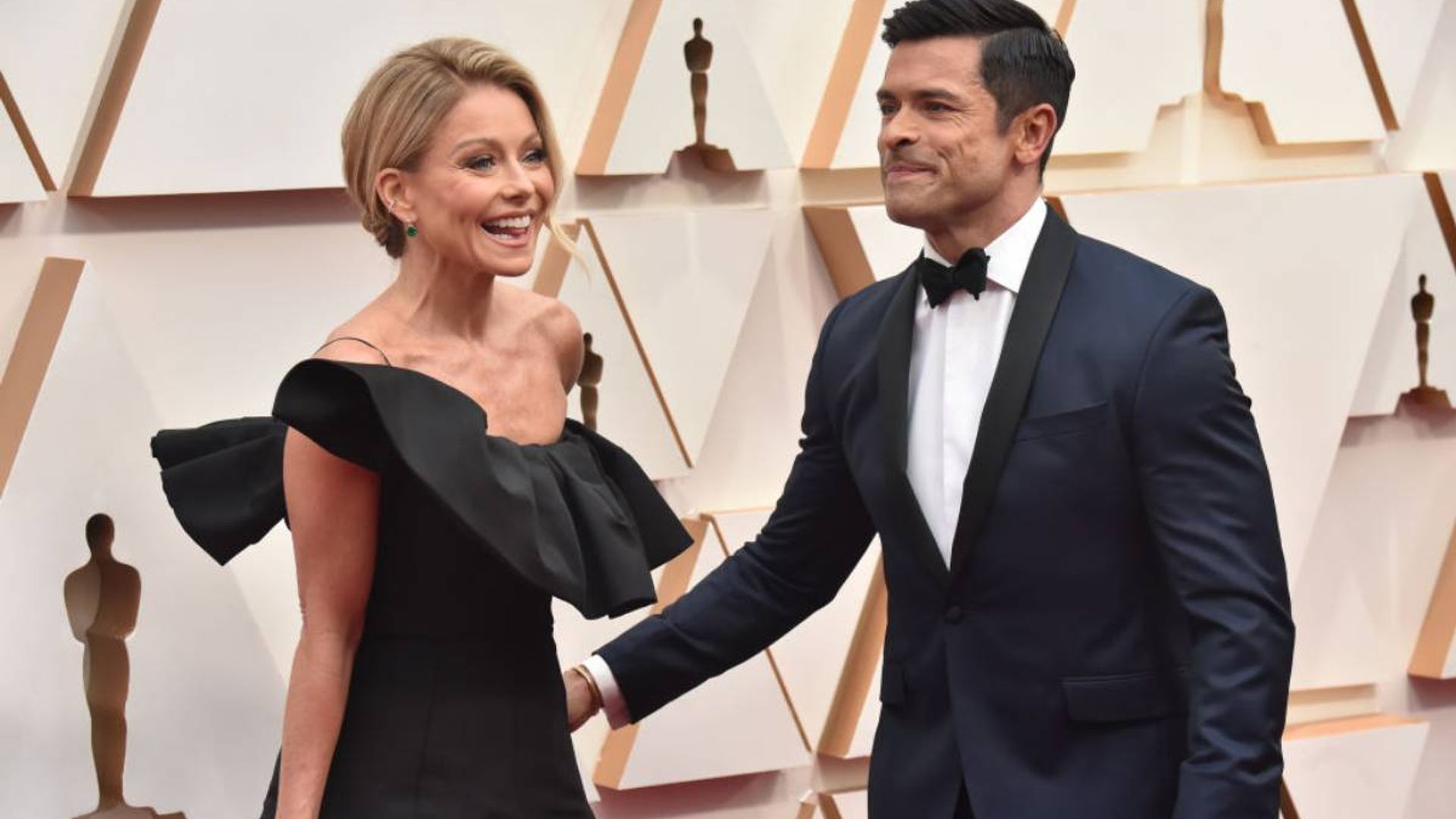 Kelly Ripa's eating habits are the talk of LIVE in amusing on-air moment with her husband