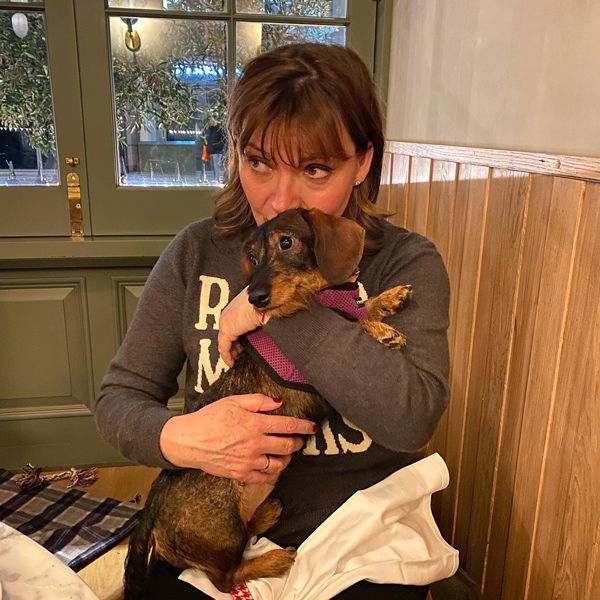 lorraine-kelly-with-ruby-the-sausage-dog