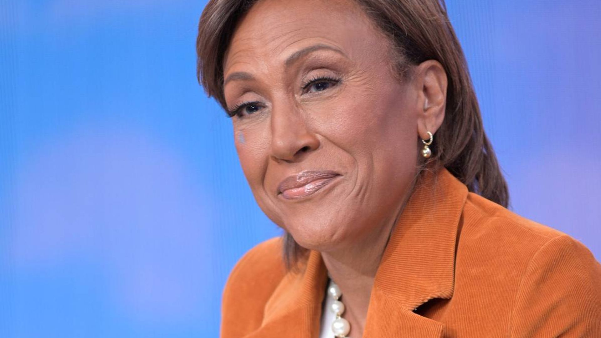 gma-robin-roberts-surprise-difficult-start-day