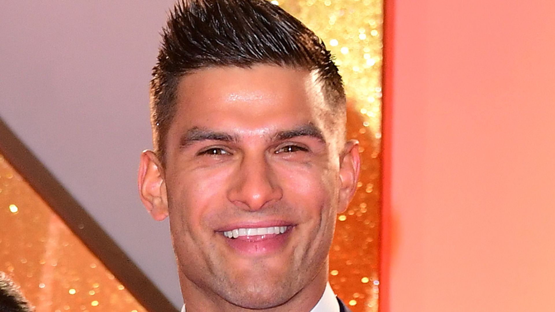 aljaz-skorjanec-supported-by-friends-at-remembering-the-oscars