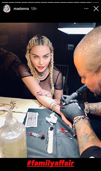 Madonna-Insta-Story-being-tattooed
