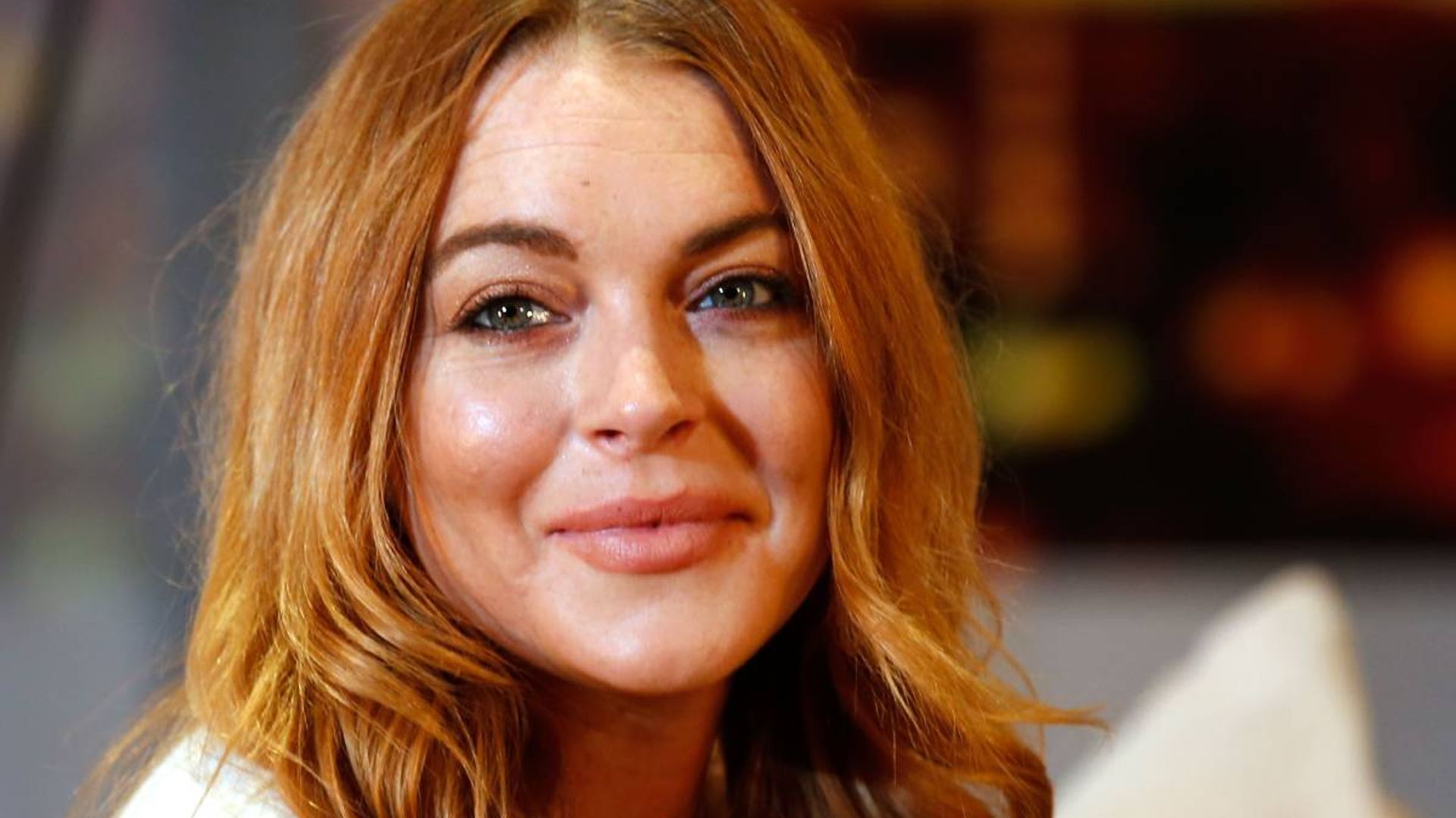 lindsay-lohan-personal-news-mom-shows-support