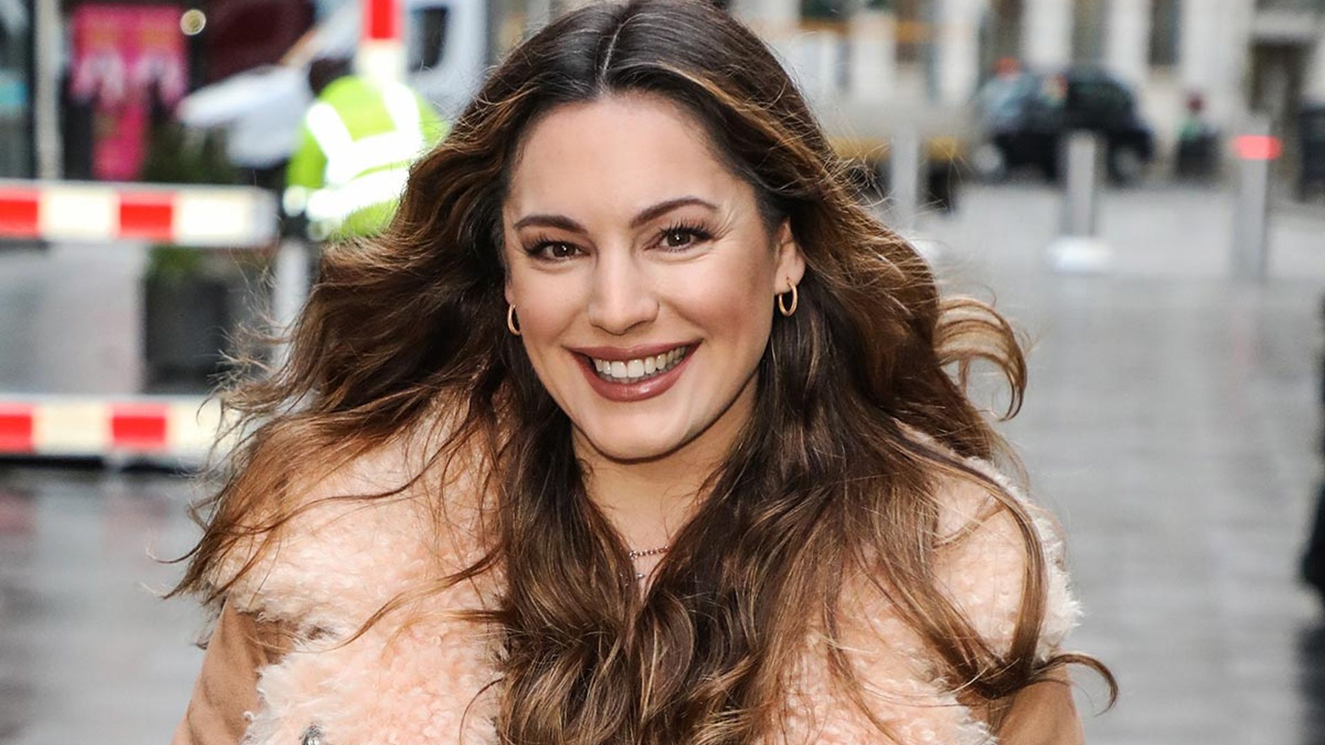 Kelly Brook inundated with well-wishes as she drops HUGE wedding hint