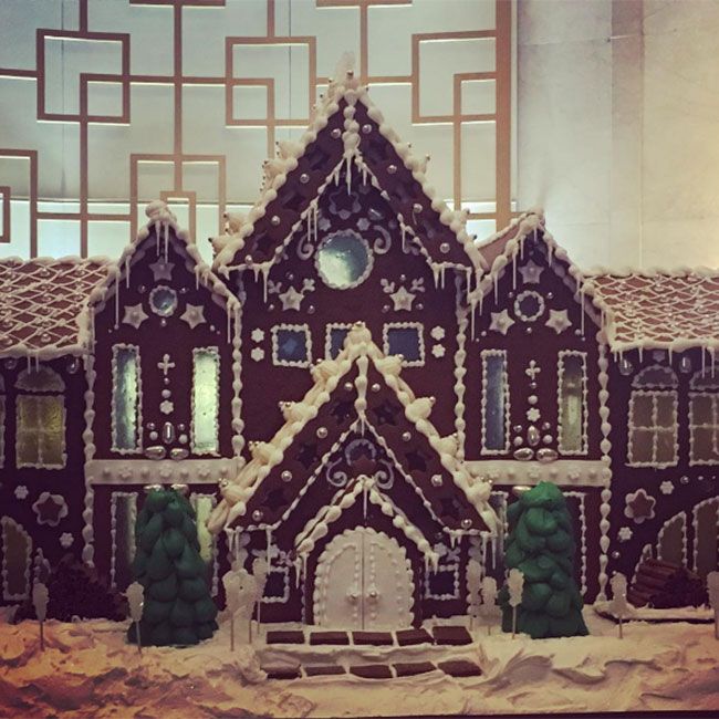 These mind-blowing gingerbread houses are sure to inspire you for ...