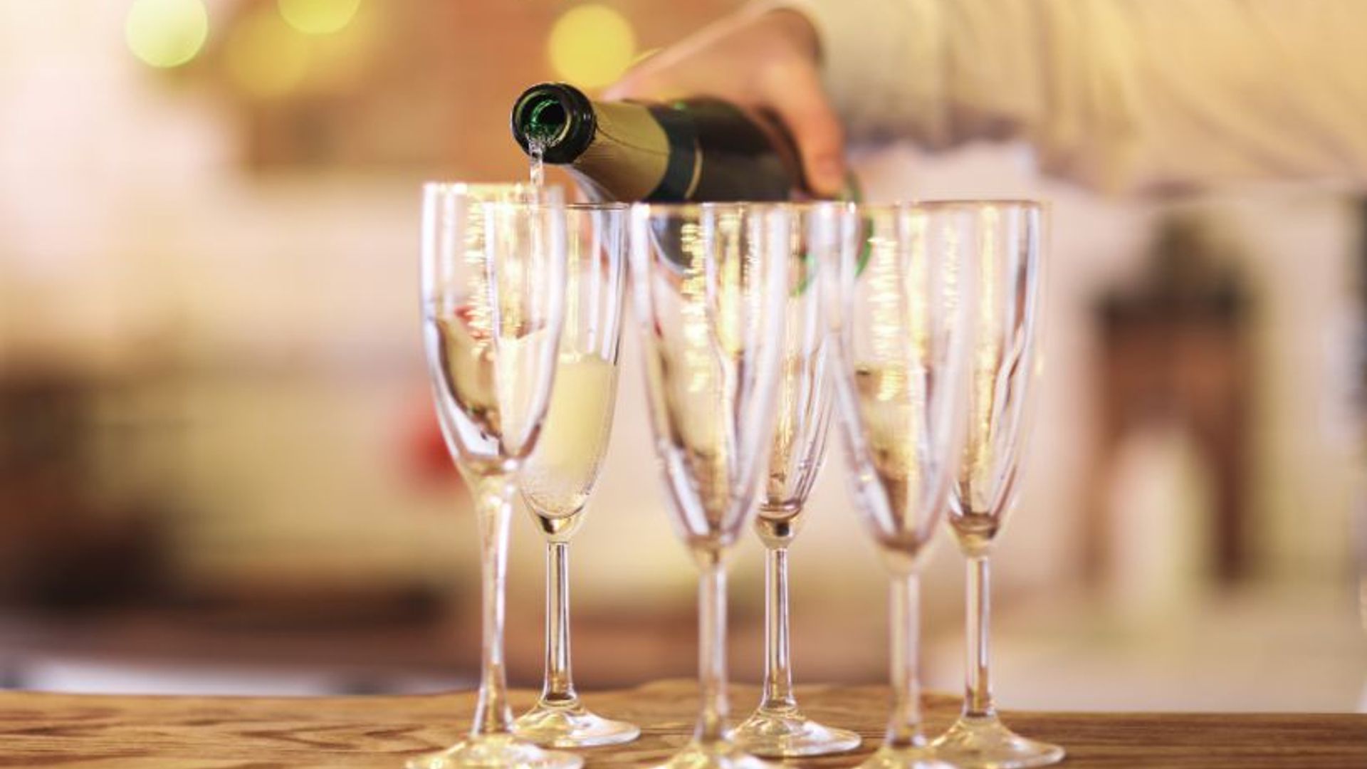 Why you should buy your Christmas prosecco by 22 December
