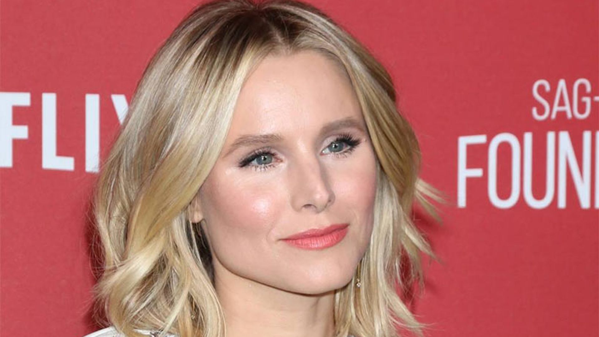 How Kristen Bell maintains her vegan diet while indulging in Christmas treats
