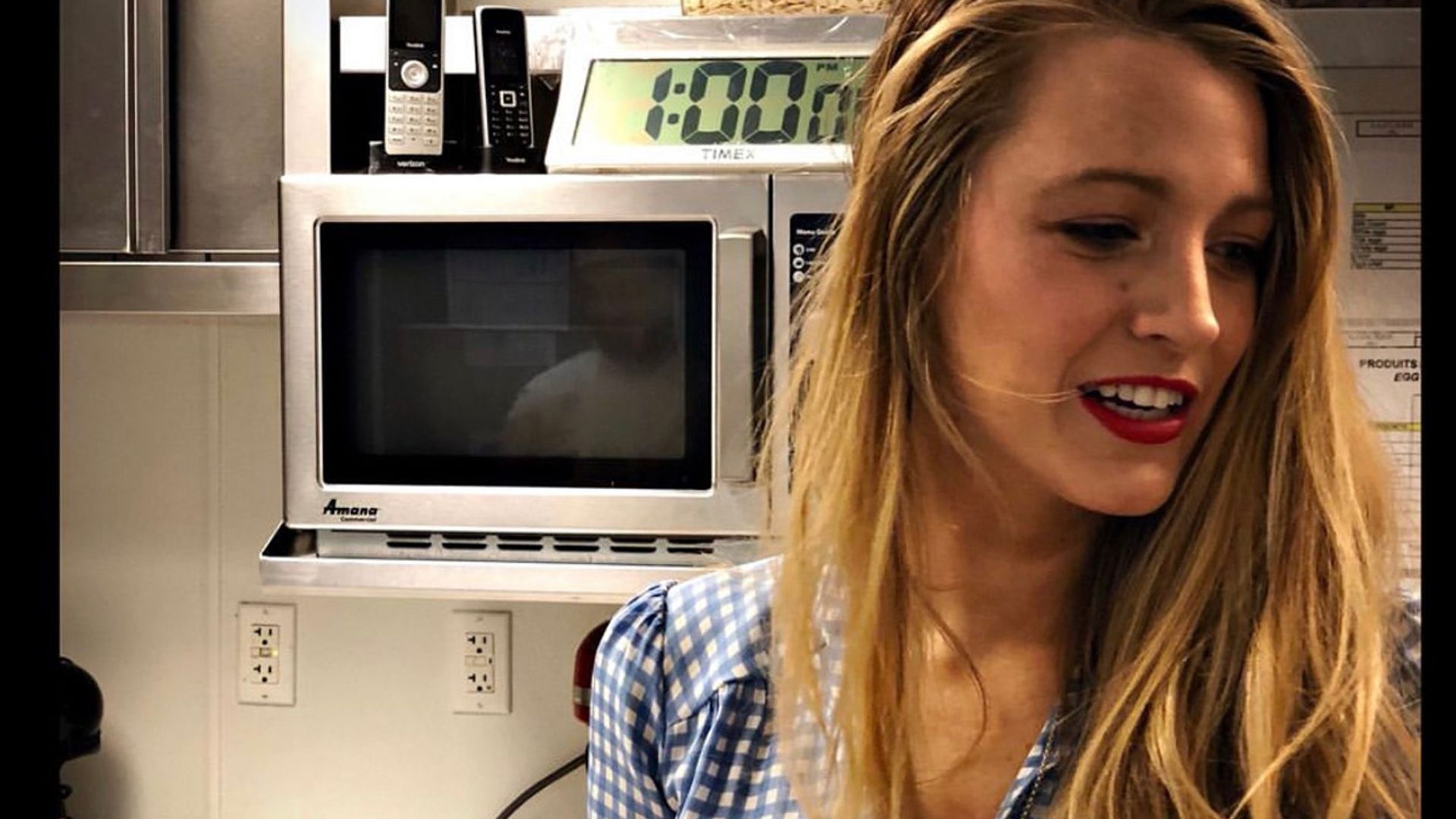 Blake Lively's incredible unicorn cake is perfect for her three young daughters