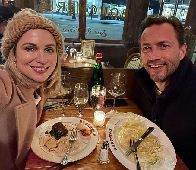 amy-robach-romantic-meal-husband