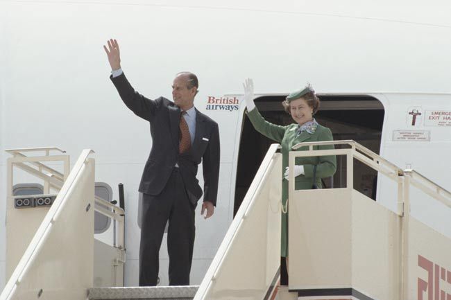 queen-and-prince-philip-plane