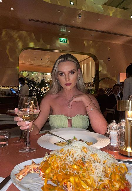 perrie-edwards-meal