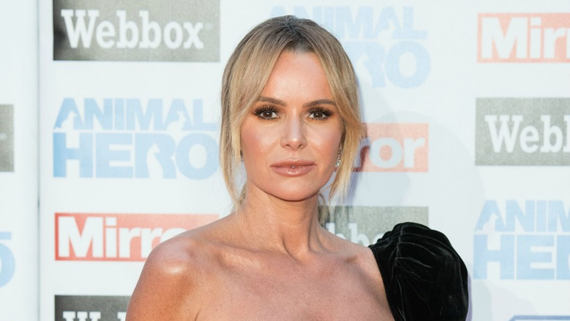 Amanda Holden just nailed the ultimate evening wedding guest look