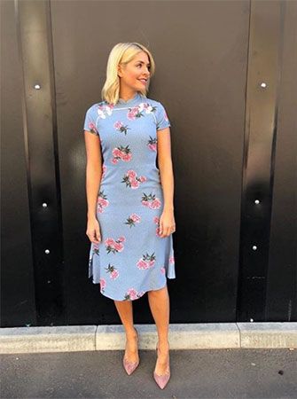 holly-willougby-blue-dress