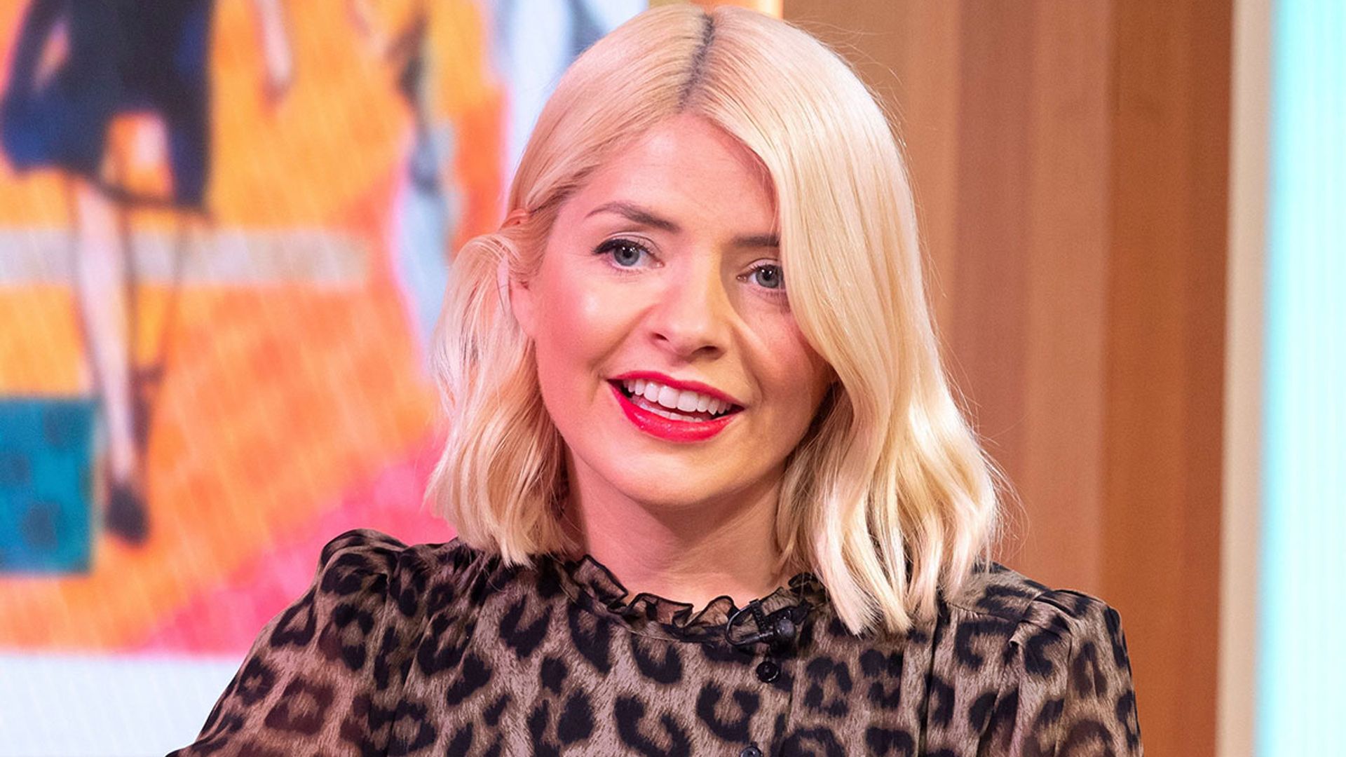 holly-willoughby-leopard-print-top