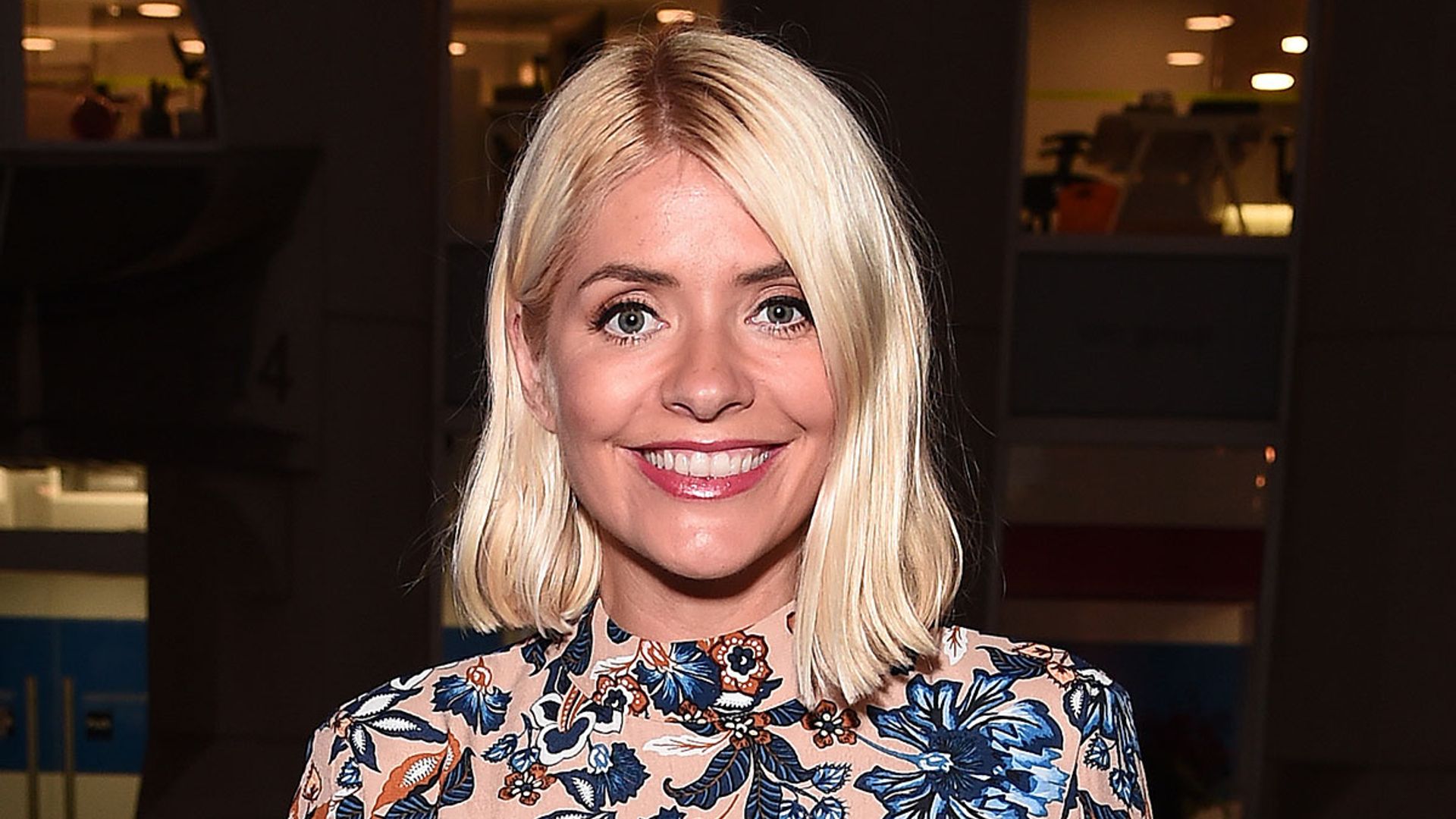 holly-willoughby-marks-and-spencer-dress