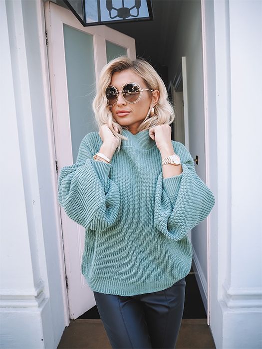 billie-faiers-in-the-style-jumper